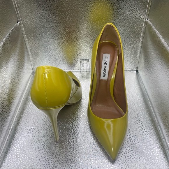 Steve Madden Proto Yellow/Chartruse Heels 7M - Picture 3 of 6